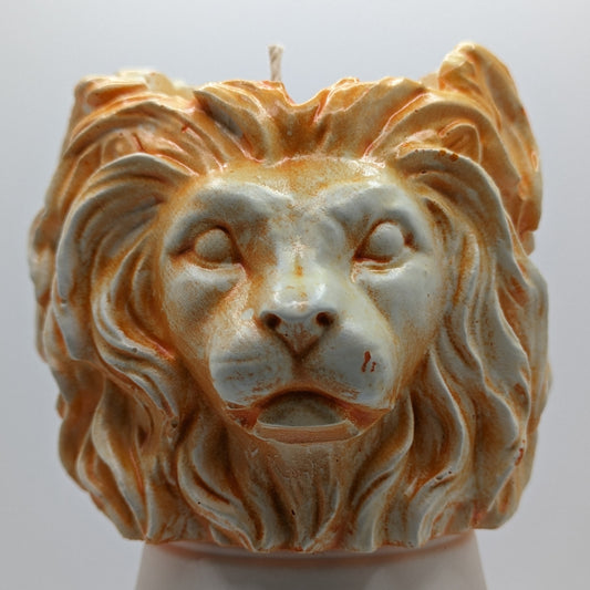 Valiant Leonard - "ROAR" Fragrance Candle - Fire Tints - ZenGen USA