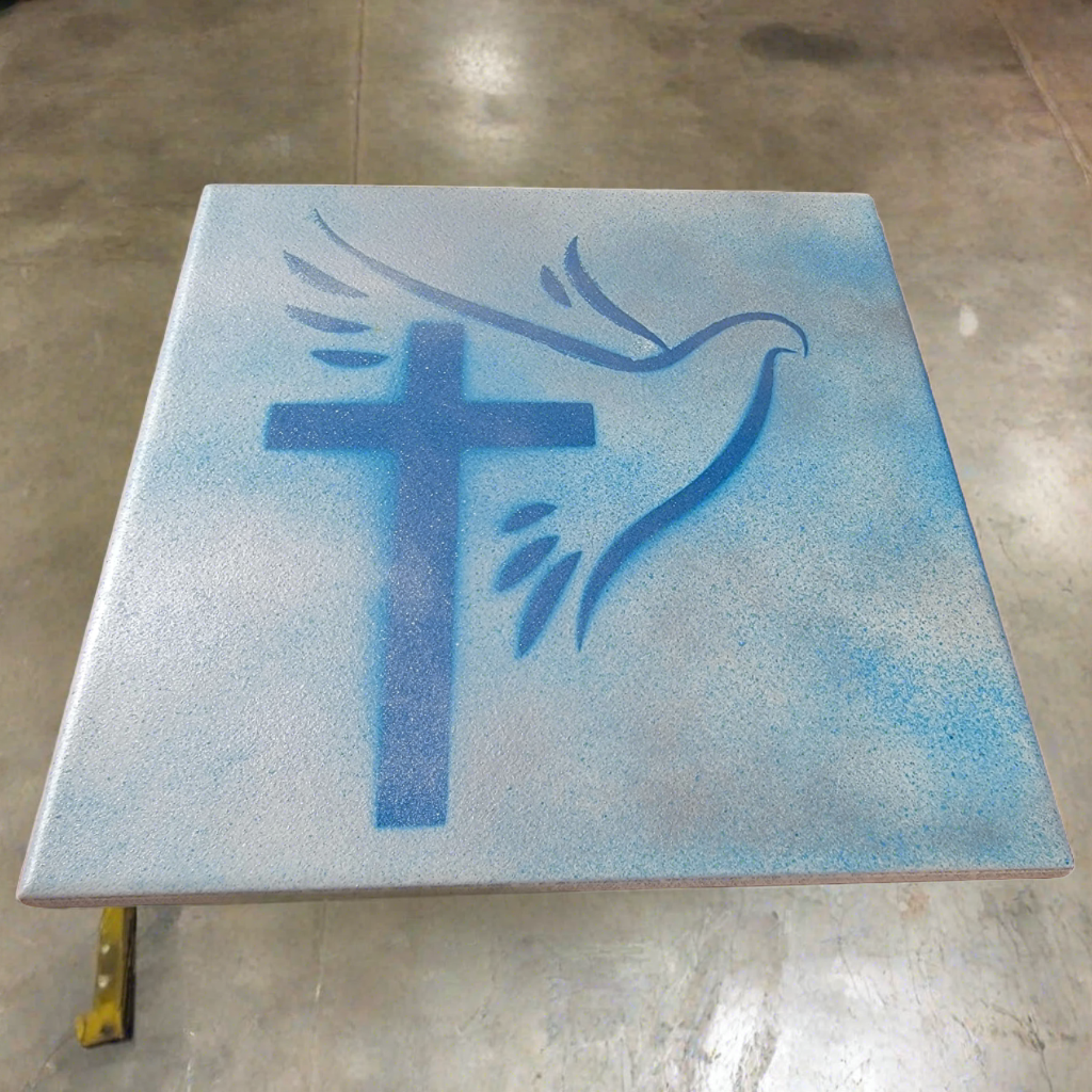 Cross & Dove Tile Angle1 B&S